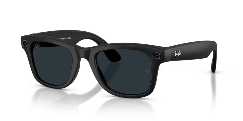 Ray-Ban Meta Wayfarer - Smart Glasses | Transitions®