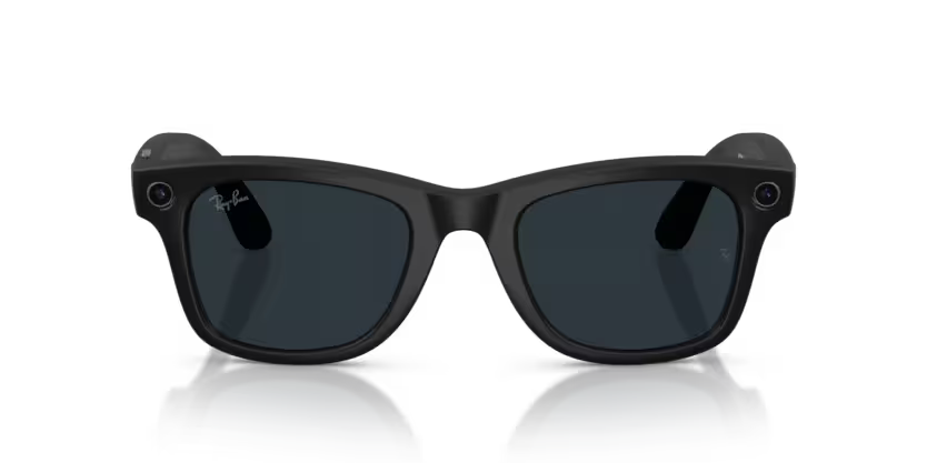 Ray-Ban Meta Wayfarer - Smart Glasses | Transitions®