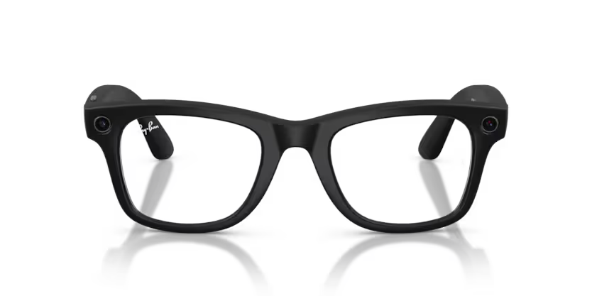 Ray-Ban Meta Wayfarer - Smart Glasses | Transitions®