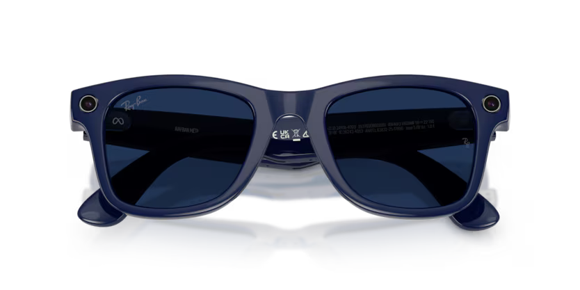 Ray-Ban Meta Wayfarer - Smart Glasses | Transitions®