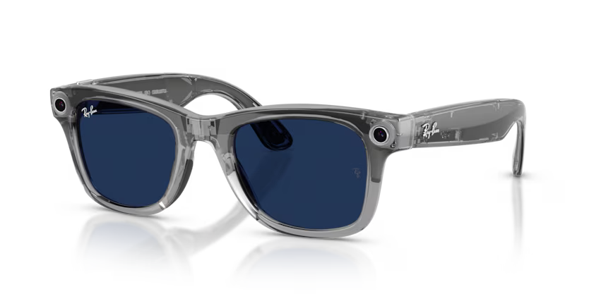Ray-Ban Meta Wayfarer - Smart Glasses | Transitions®