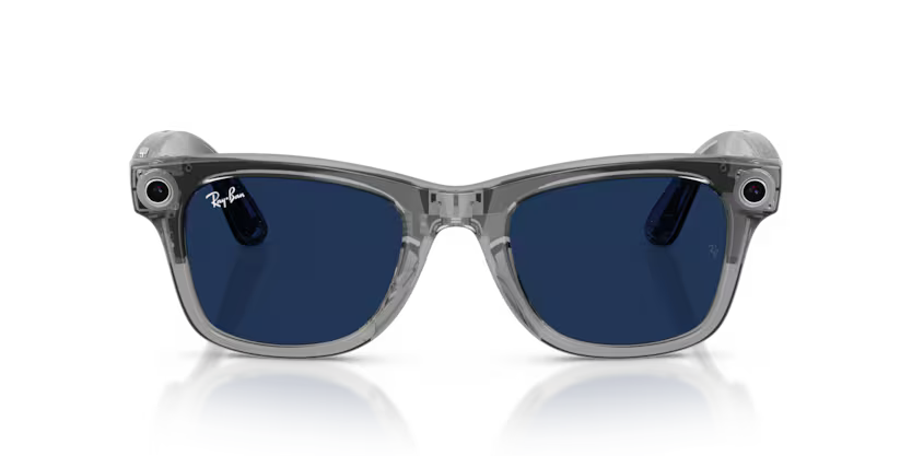 Ray-Ban Meta Wayfarer - Smart Glasses | Transitions®