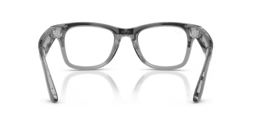 Ray-Ban Meta Wayfarer - Smart Glasses | Transitions®