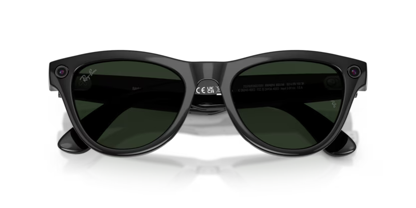 Ray-Ban Meta Skyler - Smart Glasses | Transitions®