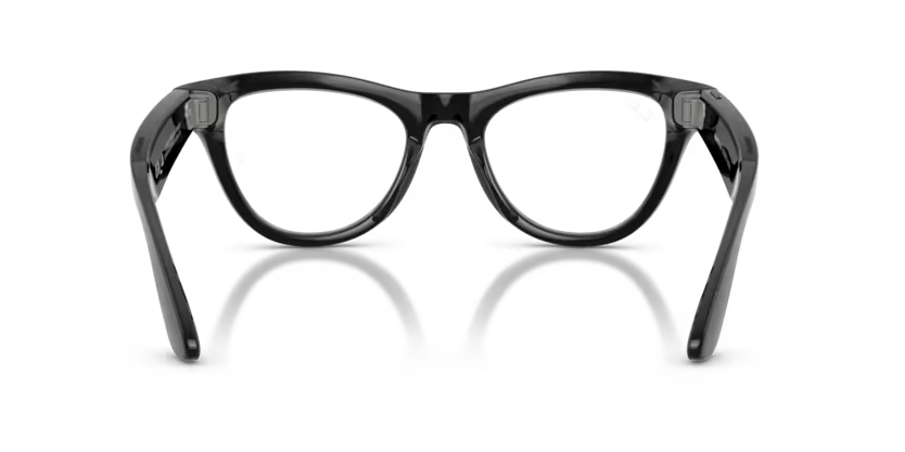 Ray-Ban Meta Skyler - Smart Glasses | Transitions®