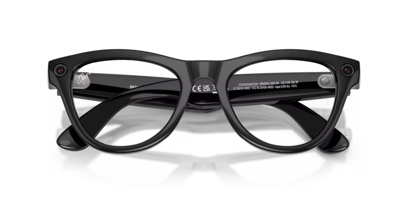 Ray-Ban Meta Skyler - Smart Glasses | Transitions®