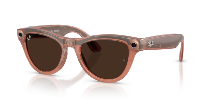 Ray-Ban Meta Skyler - Smart Glasses | Transitions®